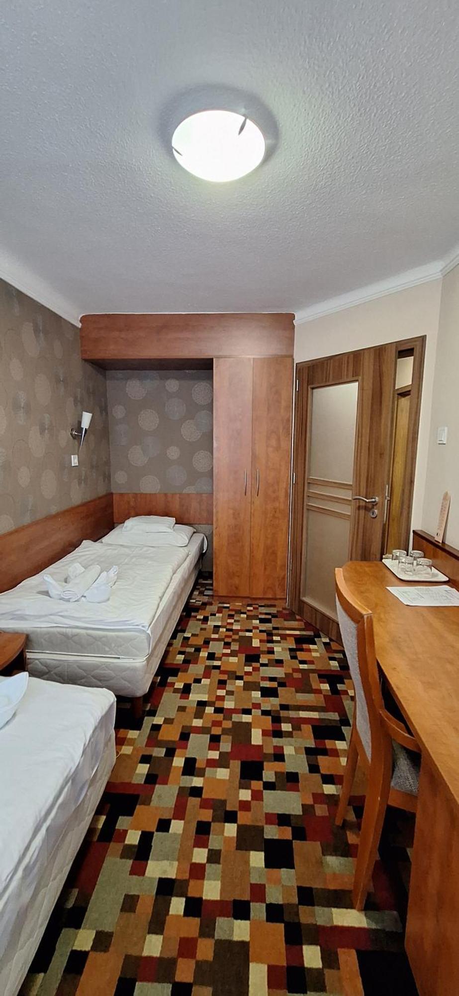 סולנוק Atryum Hotel מראה חיצוני תמונה